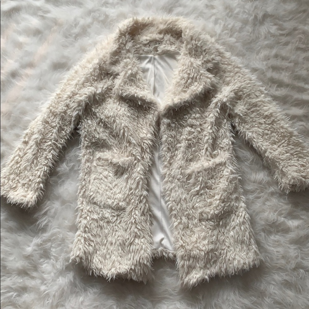 IT GIRL Faux-Fur Coat